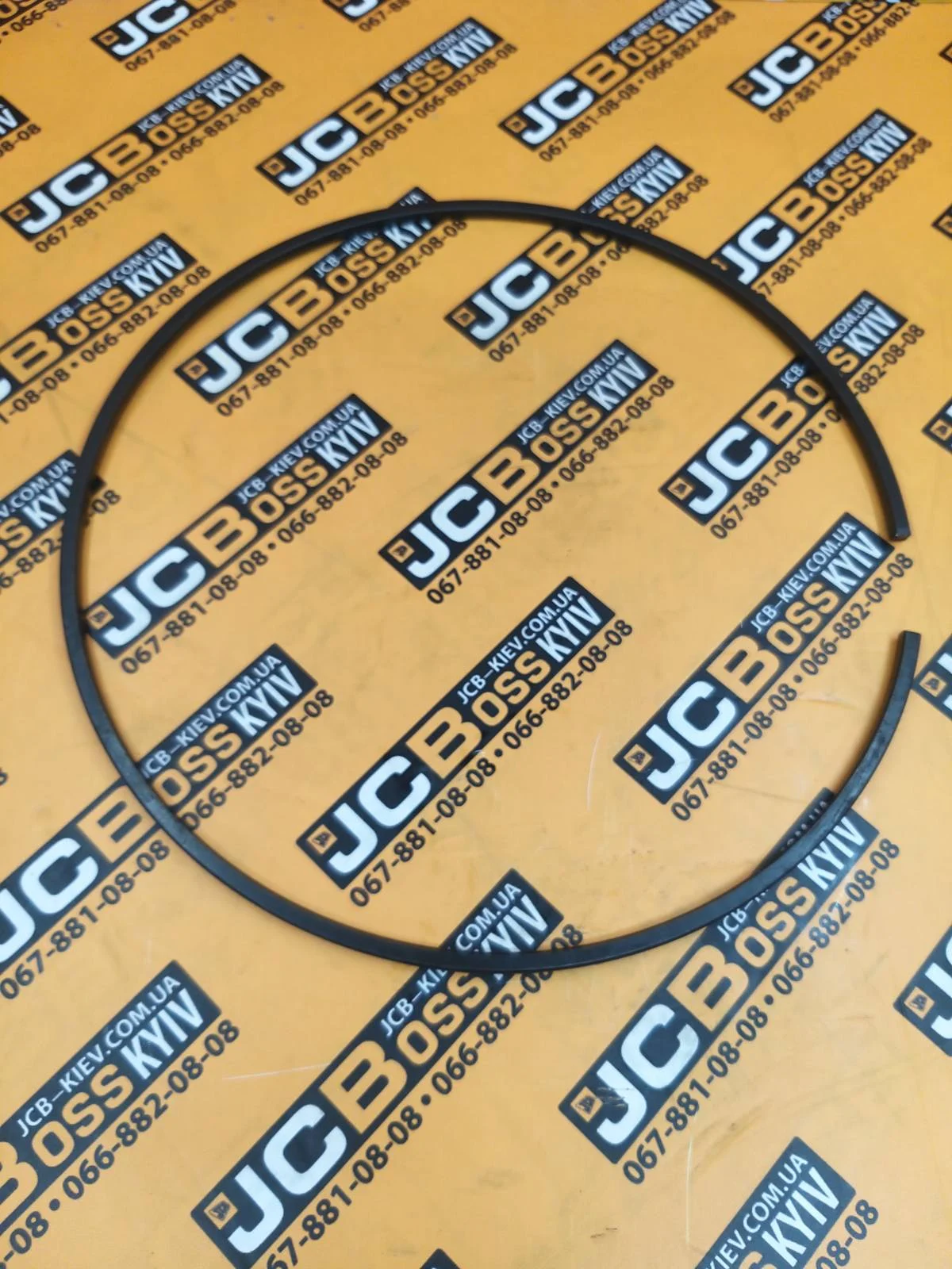 812/00209, 821/00209 Стопорне кільце бортової JCB 3CX, 4CX