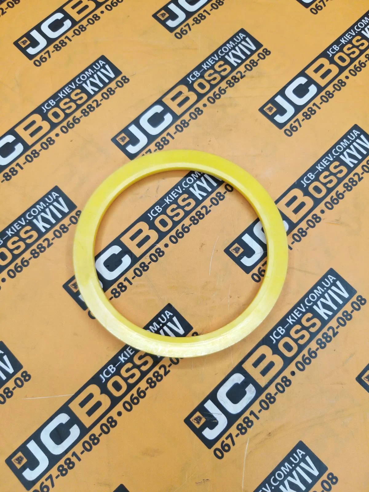 123/04237 Пилинник пальця каретки JCB 3CX, 4CX