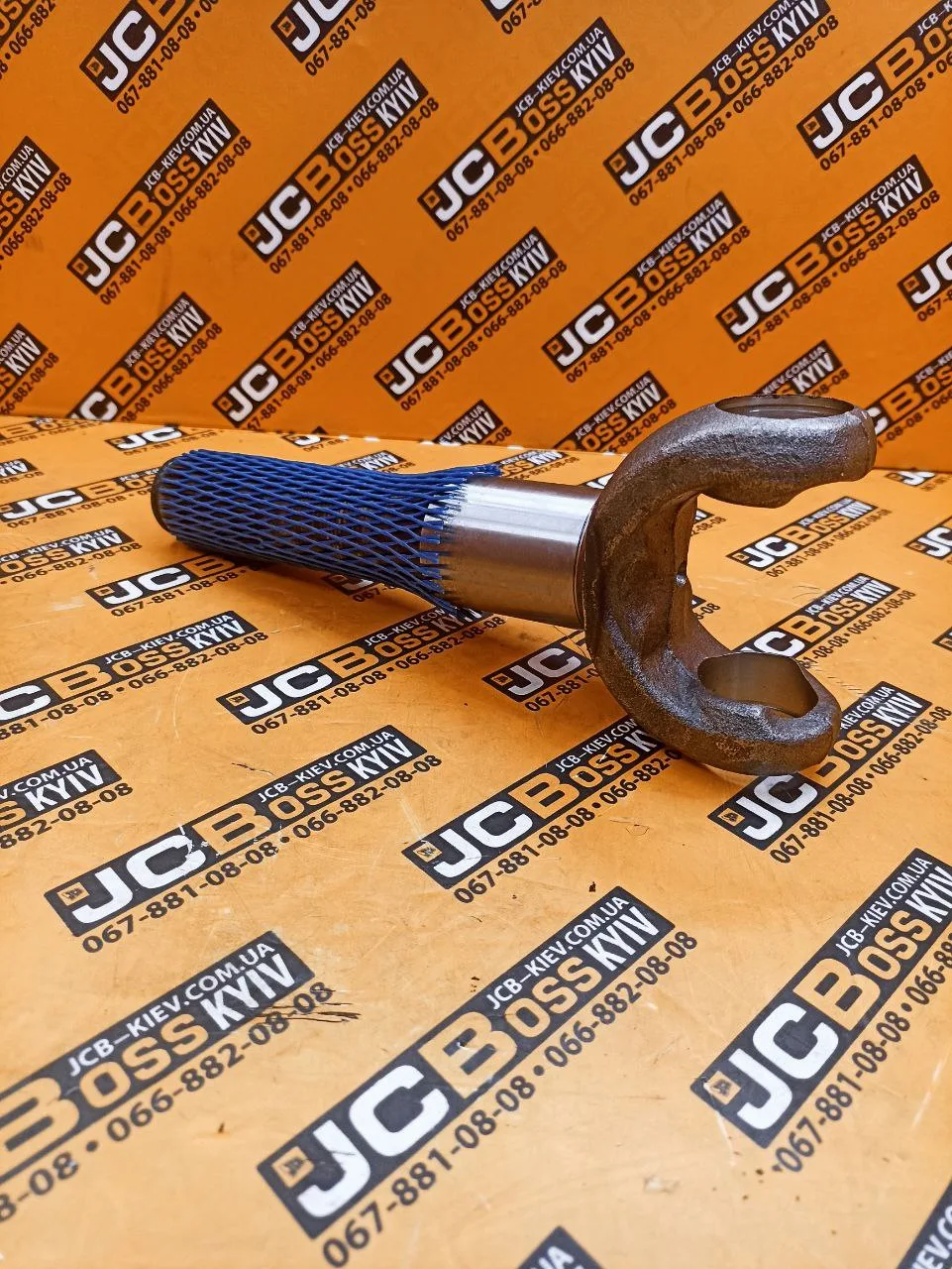 914/89501 Полуось переднього мосту JCB 3CX, 4CX