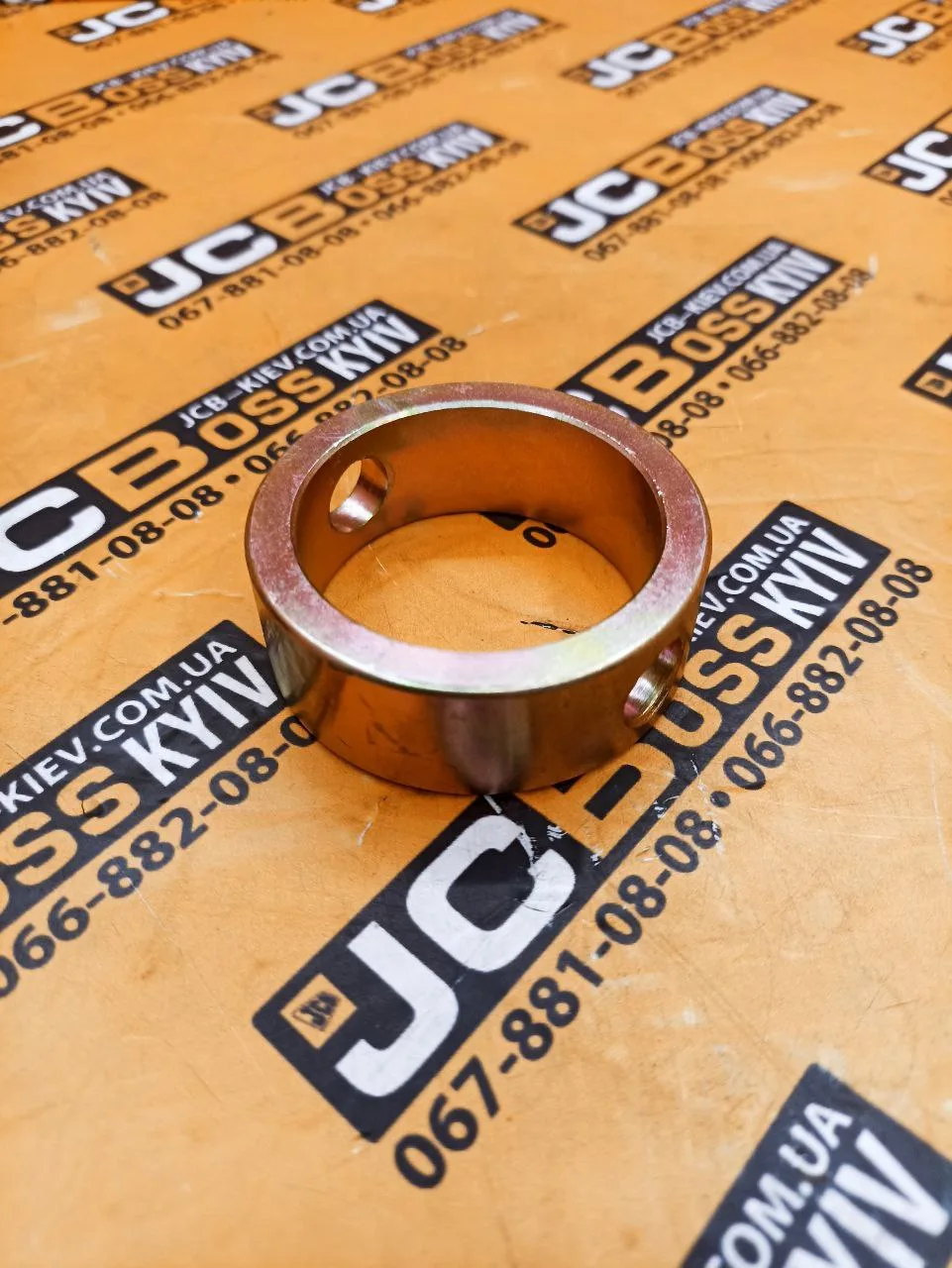 123/06668 Втулка-фіксатор пальця вил JCB 3CX, 4CX