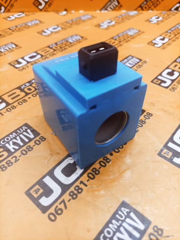 447/00824 Катушка соленоїда КПП 12V JCB 3CX, 4CX