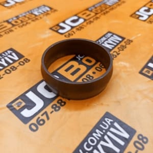921/53400, 445/03005 Втулка дистанційна хвостовика Оригінал JCB 3CX, 4CX