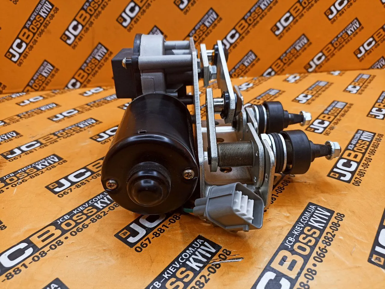 714/40147, 334/G7574 Моторчик склоочисника JCB 3CX, 4CX - Зображення 4