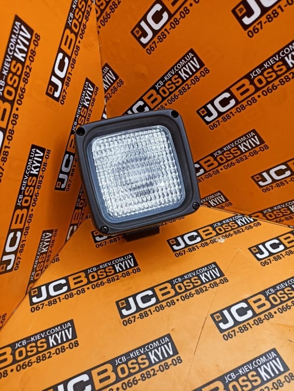 700/G6320 Фара робоча передня ОЕМ на JCB 3CX, 4CX