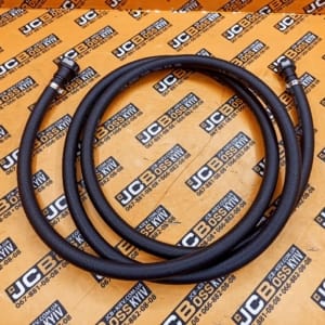 332/G6390 Трубка паливна 2441мм JCB 3CX, 4CX